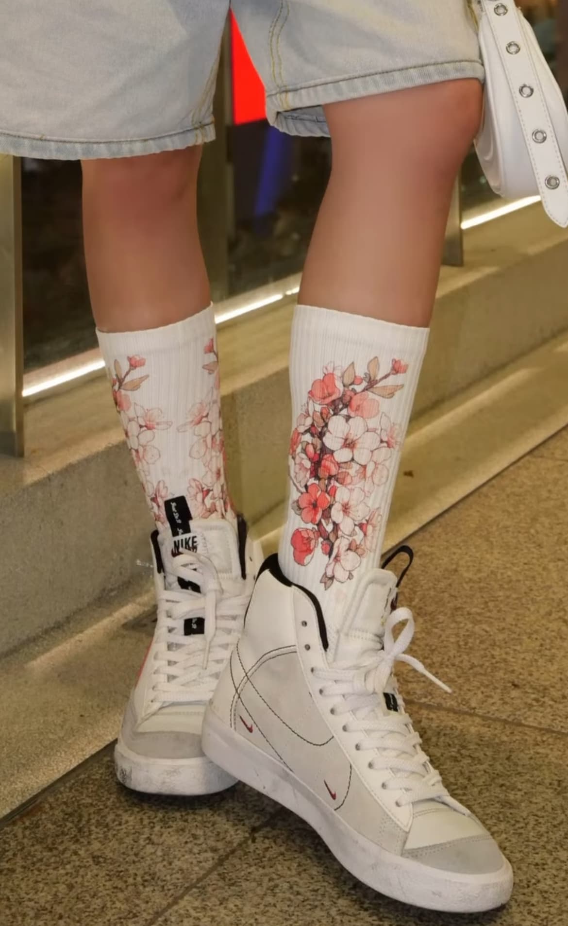 Floral Elegance thumbnail 4